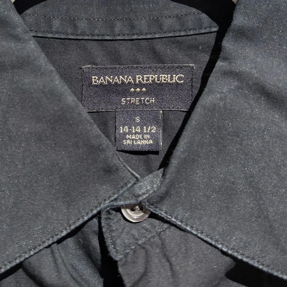 BANANA REPUBLIC Men’s Black Button Up Shirt - Picture 2 of 3
